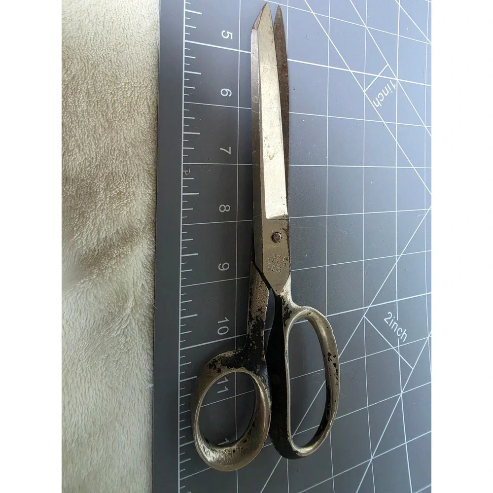 Vintage Clauss Fremont O USA 8 Inch Inlaid Blade Tailor Shears Sewing Scissors